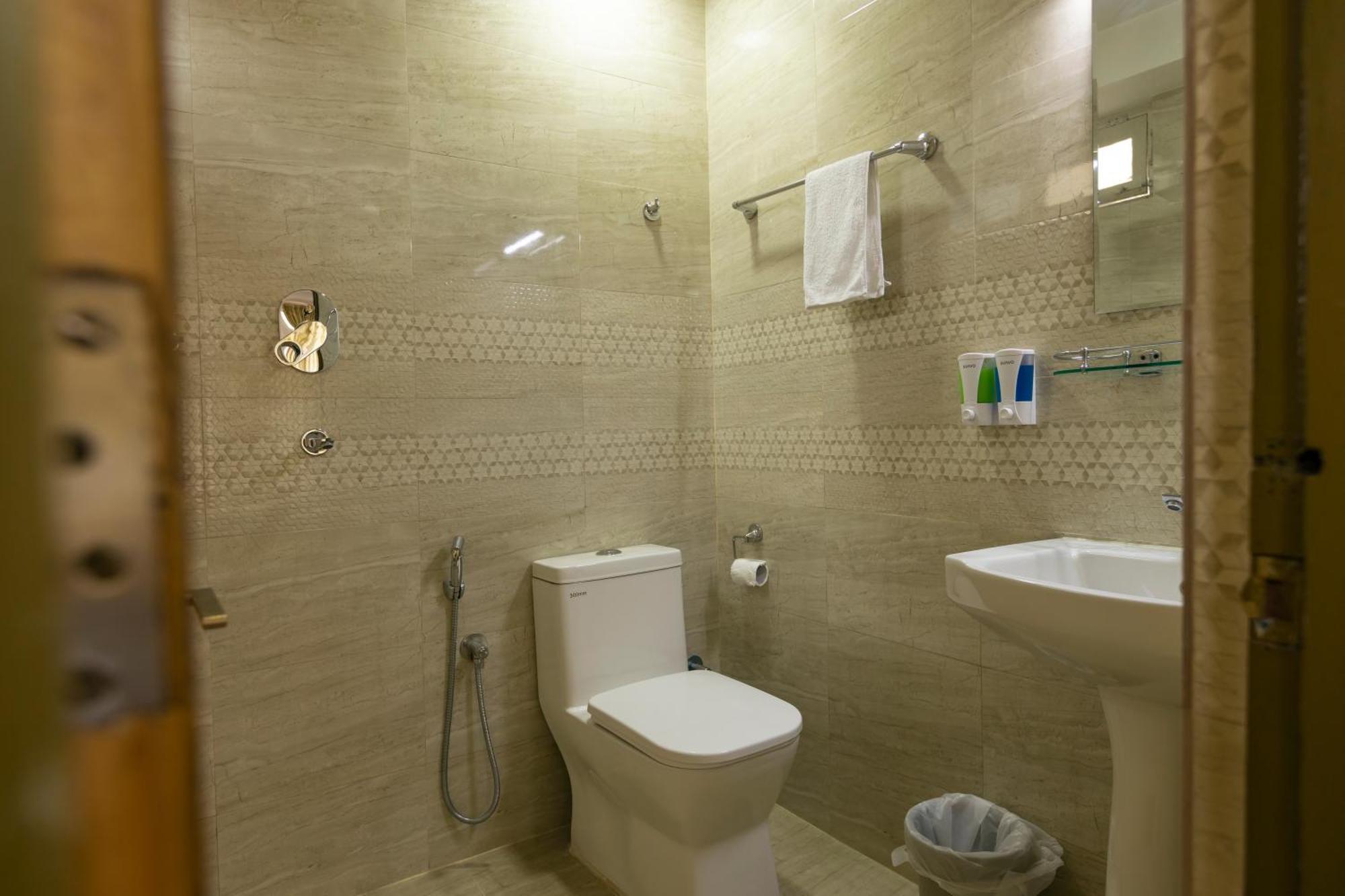 Hotel Sekai Katmandu Dış mekan fotoğraf