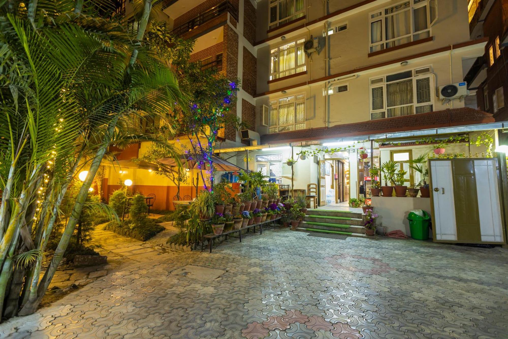 Hotel Sekai Katmandu Dış mekan fotoğraf