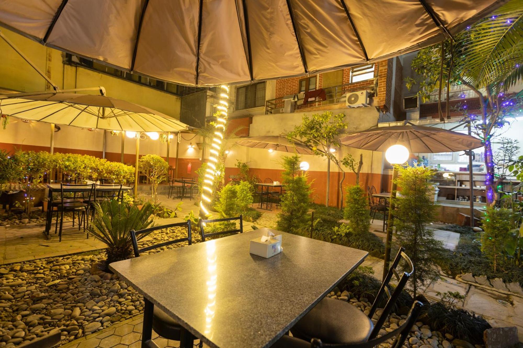 Hotel Sekai Katmandu Dış mekan fotoğraf